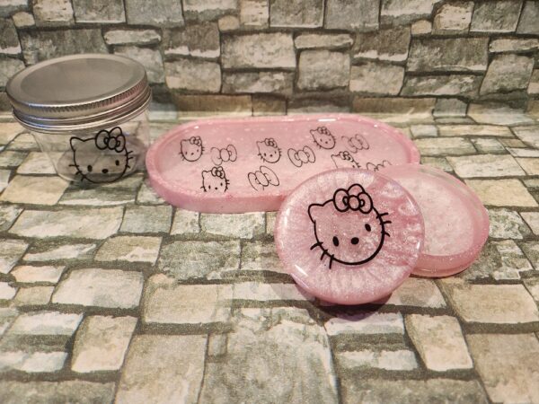 hello kitty rolling tray