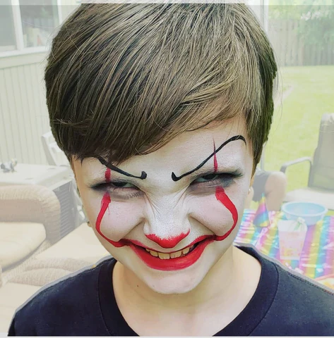 pennywise facepaint